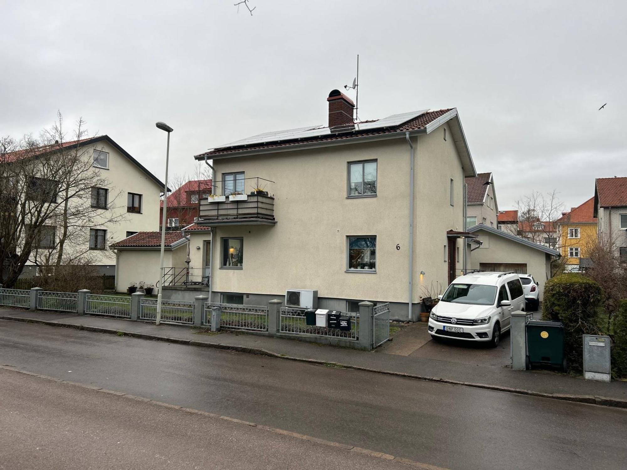 Kaellarlaegenhet Floragatan Apartment Halmstad Exterior photo